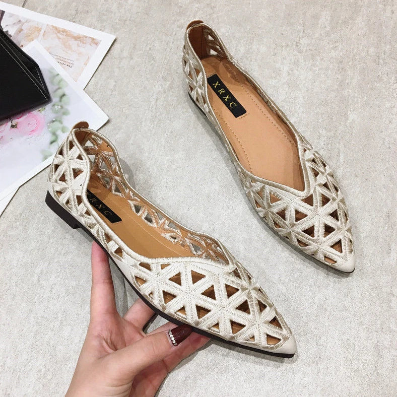 pointed toe flat shoes