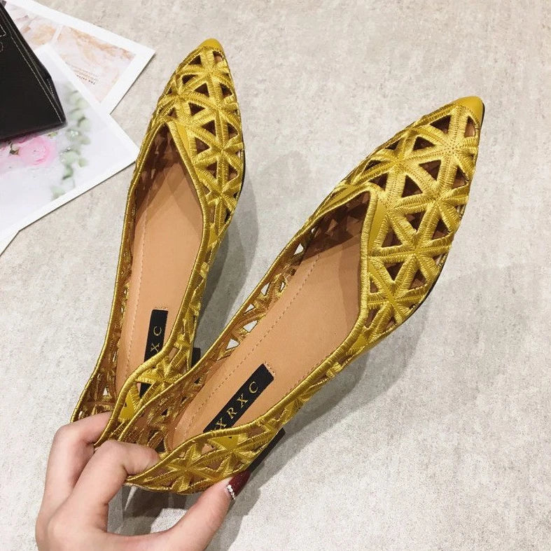 pointed toe flat shoes