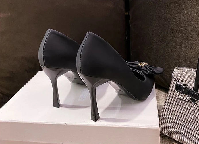 butterfly-knot pointed toe high heels