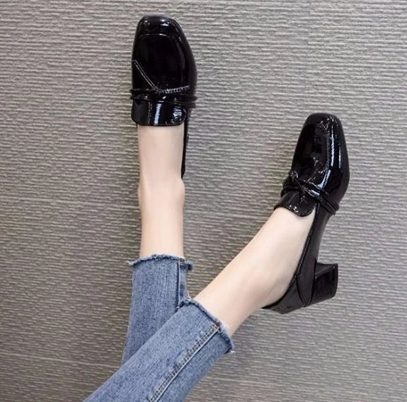 square toe medium heel loafers