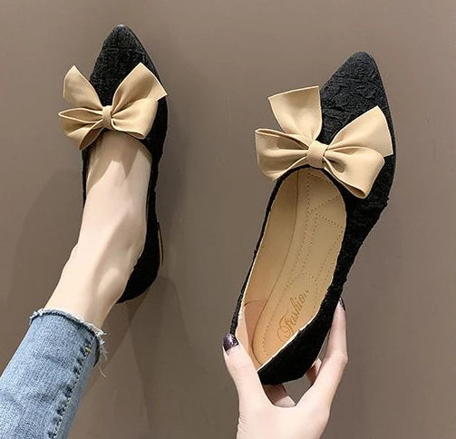 butterfly-knot pointed vulcanized shoes