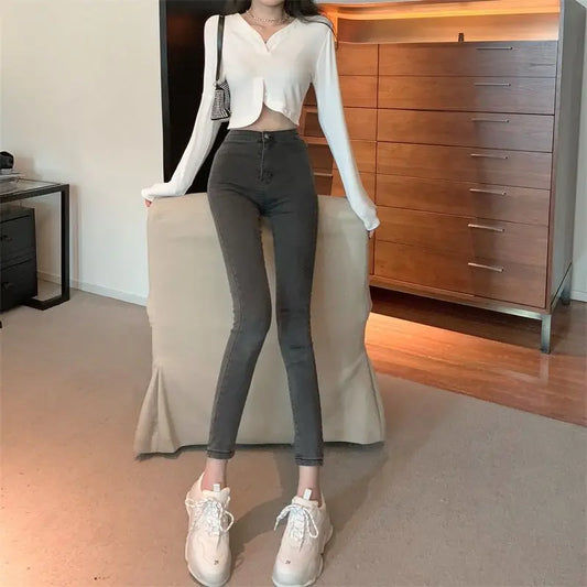 ankle-length skinny jeans