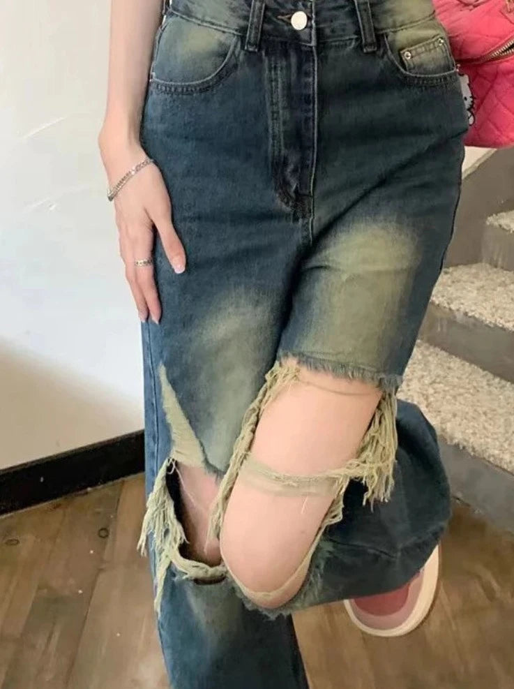 holes ripped vintage wide jeans