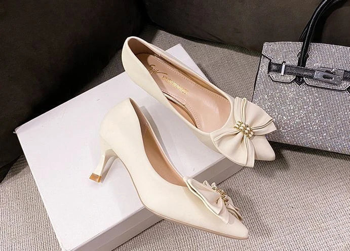 butterfly-knot pointed toe high heels