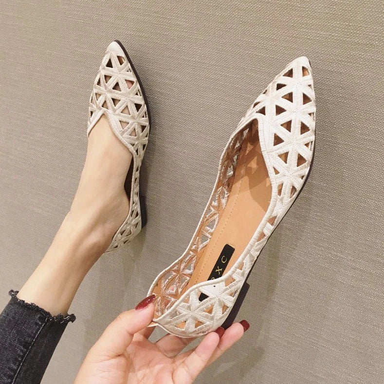 pointed toe flat shoes