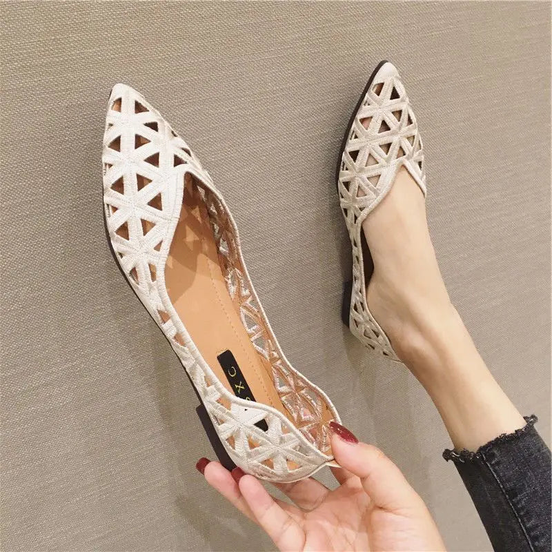 pointed toe flat shoes