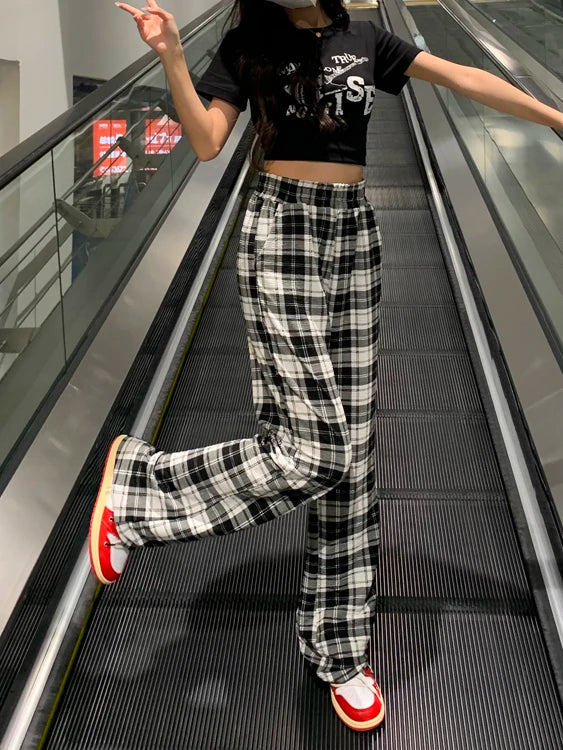 retro black plaid loose pants