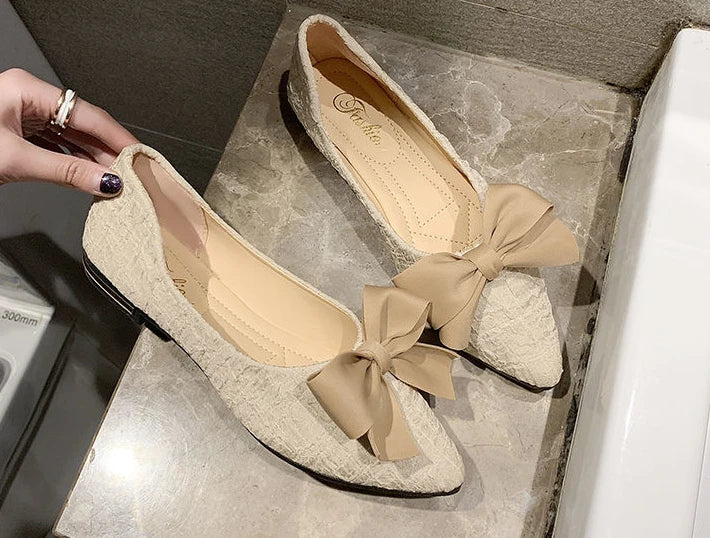 butterfly-knot pointed vulcanized shoes