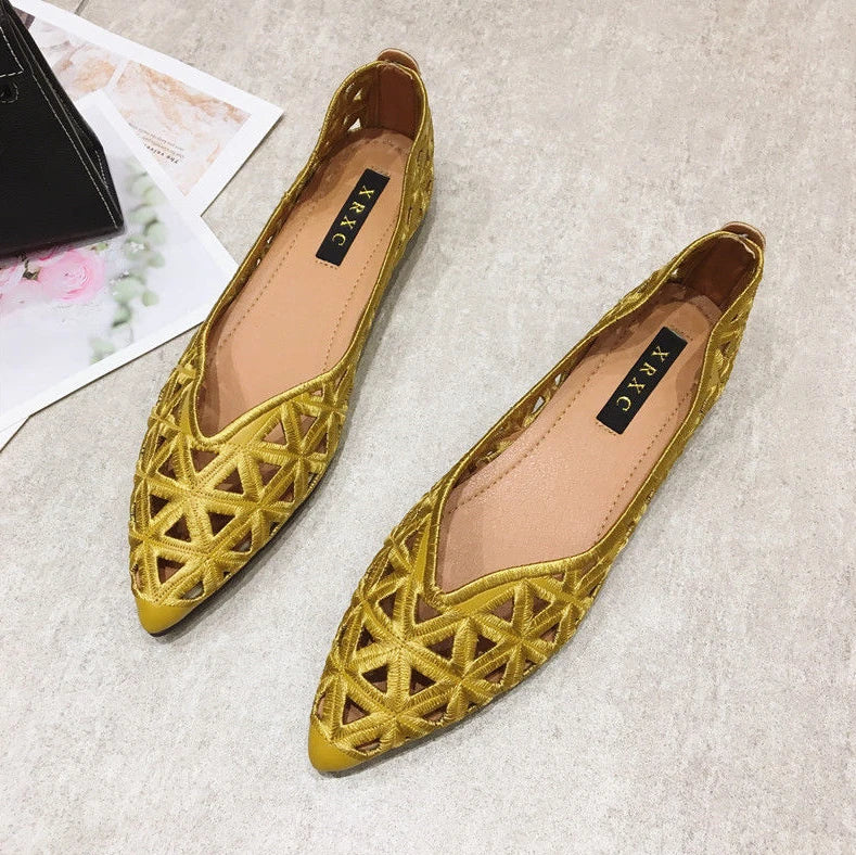 pointed toe flat shoes