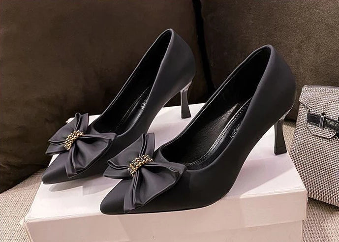 butterfly-knot pointed toe high heels