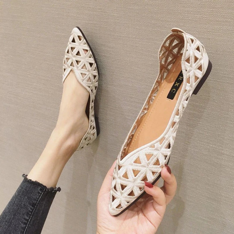 pointed toe flat shoes