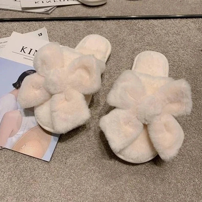 butterfly-knot design slippers