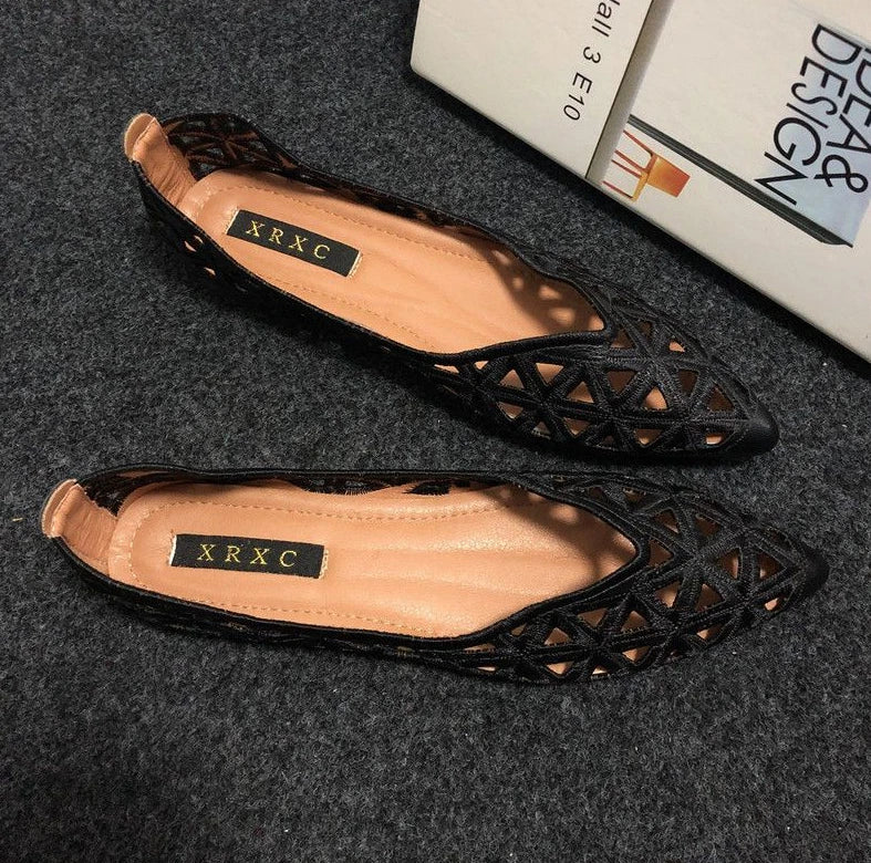 pointed toe flat shoes